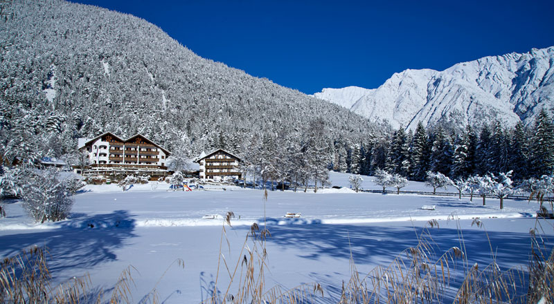 Winterpanorama Alpenhotel Linserhof Imst Tirol