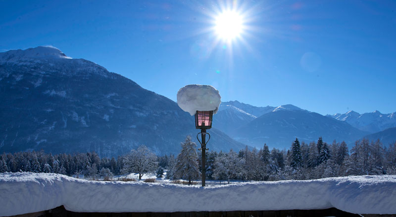 Terrasse Winter Alpenhotel Linserhof Imst Tirol